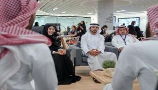 حمدان بن محمد يفتتح سوق مشاريع الشباب العربي