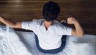 8 نصائح لنوم أفضل إذا كنت من موظفي الدوام المسائي