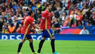 ألكانتارا يطالب بإبعاد السياسة عن المنتخب 