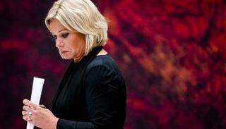 وزيرة الدفاع الهولندية جانين هنيس