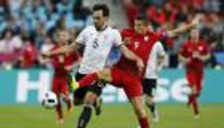 هداف ألمانيا السابق: لو كنا نملك ليفاندوفسكي لاكتسحنا العالم