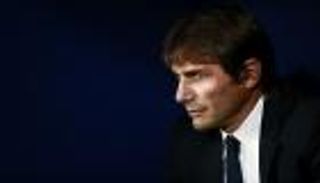 تشيلسي يضغط على كونتي للبقاء بورقة نجم أرسنال