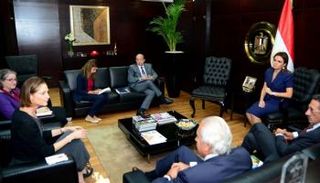 لقاء وزيرة الاستثمار مع وفد أمريكي