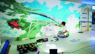 أعمال فنية تعكس هوية الإمارات