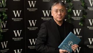  البريطاني من أصل ياباني "كازوو إيشيغورو"