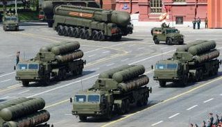 منظومة صواريخ إس-400