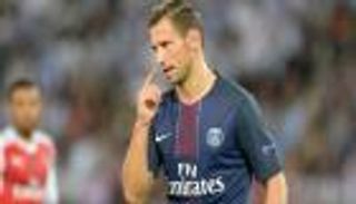 لاعب سان جيرمان السابق: بوسكيتس سبب فشلي