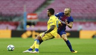 قائد برشلونة يصدم إسبانيا برأيه في أزمة كتالونيا