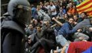 ممثل مدريد في كتالونيا يعتذر عن عنف الشرطة خلال الاستفتاء