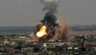 مقتل 120 داعشيا في قصف روسي على مدن دير الزور