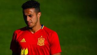 ألكانتارا يغيب عن أخر مواجهات إسبانيا في تصفيات المونديال 