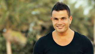 عمرو دياب يشعل حماس المنتخب المصري بأغنية للمونديال