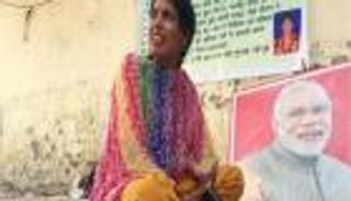 سيدة هندية تعتصم لرغبتها في الزواج من رئيس الوزراء