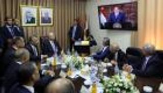 فتح وحماس في القاهرة الاثنين بحثا عن حلول توافقية 