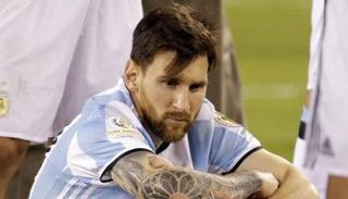 إنفانتينو: يجب على ميسي الفوز بالمونديال