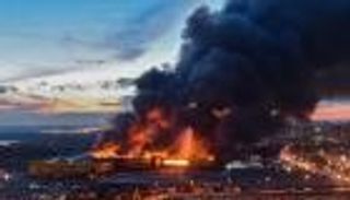 موسكو.. إجلاء 3 آلاف شخص إثر حريق بمركز تسوق 