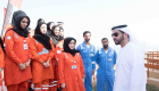 بالصور.. حمدان بن زايد يطلع على مشاريع أدنوك في زركوه وداس