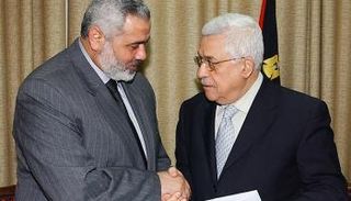 عباس وهنية في لقاء سابق