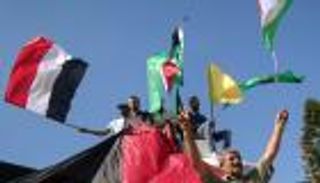 إسرائيل تفرج عن النائب الفلسطينى محمد الطل