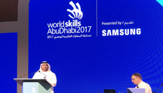 مبارك الشامسي يلقي كلمة خلال اجتماع المنظمة في أبوظبي