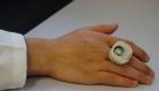 خاتم ذكي يتنبأ بالهجمات النووية