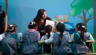 خلال الجلسة القرائية