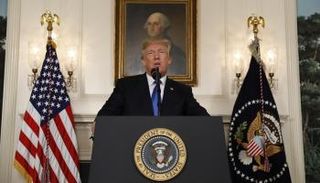 الرئيس الأمريكي ترامب 