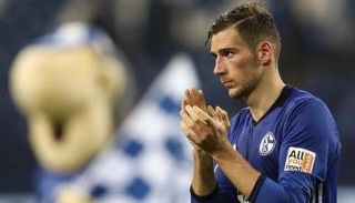 شالكه يغري جورتزكا براتب تاريخي