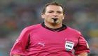 الفيفا يرفض احتجاج غانا ضد حكم مباراة أوغندا