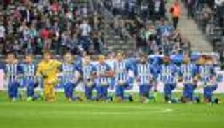 هيرتا برلين يتحدى ترامب خلال مواجهة شالكه 