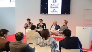شتيفان فايدنير وكلاوس رايشرت وسعيد حمدان ومصطفى السليمان في الندوة