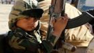 نعي الحوثيين أصغر مقاتليهم اعتراف بتجنيدهم للأطفال