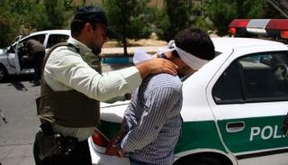 الشرطة الإيرانية تعاني من قلة عدد أفرادها