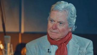 الفنان المصري حسين فهمي 