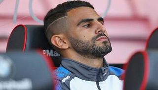 تقارير.. محرز بديلا لأوزيل في أرسنال