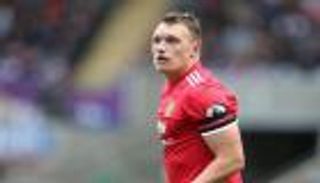 يونايتد ينوي تجديد عقد جونز قبل نهايته بموسمين