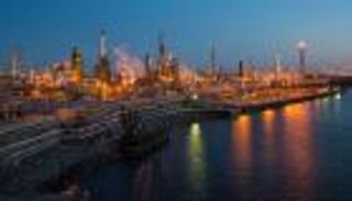 توترات الشرق الأوسط تصعد بأسعار النفط