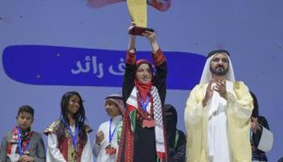 الفلسطينية عفاف شريف بطلة تحدي القراءة العربي بدبي