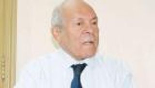 مذيعة مصرية تحرج ضيفها على الهواء.. والقناة توقفها