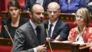 فرنسا تقر قانون مكافحة الإرهاب المثير للجدل