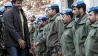 القلق يدمي قلوب عائلات عمال قصر بن سحيم المعتقلين بقطر