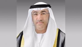 عبدالرحمن العويس وزير الصحة ووزير الدولة لشؤون المجلس الوطني بالإمارات