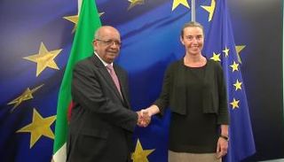 رئيسا وفدي الجزائر والاتحاد الأوروبي