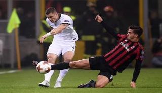 أيك أثينا يفرض التعادل السلبي على ميلان