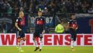 شاهد.. البديل مولر يصنع الفارق ويخرج في 8 دقائق