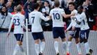 كين يسجل هدفين في فوز توتنهام الكبير أمام ليفربول