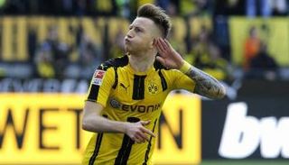 أرسنال ويونايتد يرصدان حالة ريوس الصحية