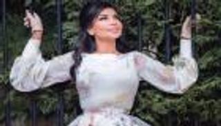 بالصور.. صيحة فساتين السهرة بحزام الخصر تعود مجددا