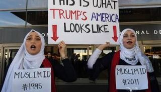 مظاهرات ضد سياسات ترامب تجاه المهاجرين - أرشيفية