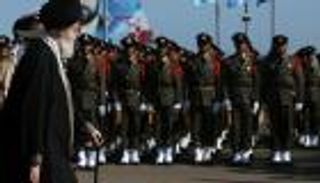 الحرس الثوري الإيراني.. الأزمات تضرب من الداخل